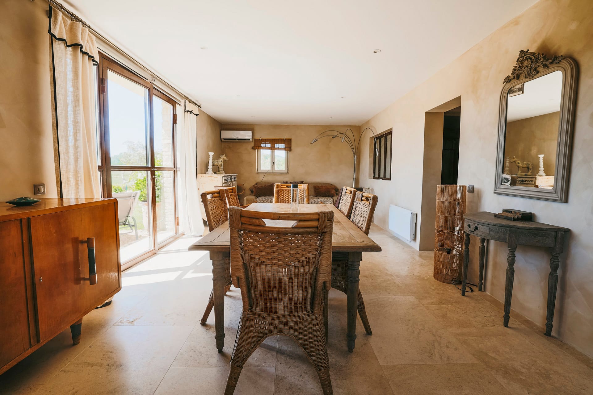 Maison privative Les Lavandes, hébergement de luxe en location au Domaine d'Égenia, hébergement de luxe en Provence, Luberon