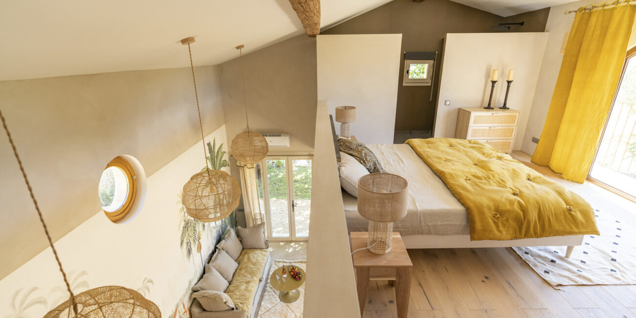 Appartement Mûrier, hébergement de luxe en location au Domaine d'Égenia, hébergement de luxe en Provence, Luberon