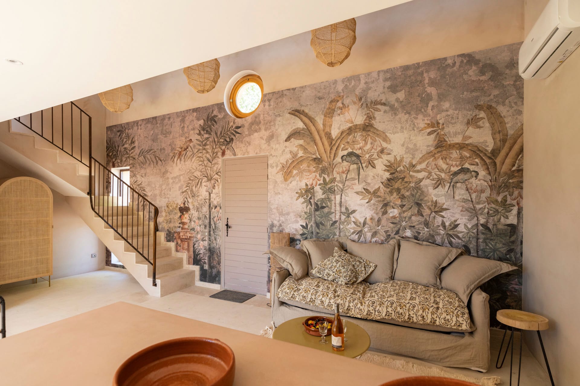 Appartement Rosier, hébergement de luxe en location au Domaine d'Égenia, hébergement de luxe en Provence, Luberon