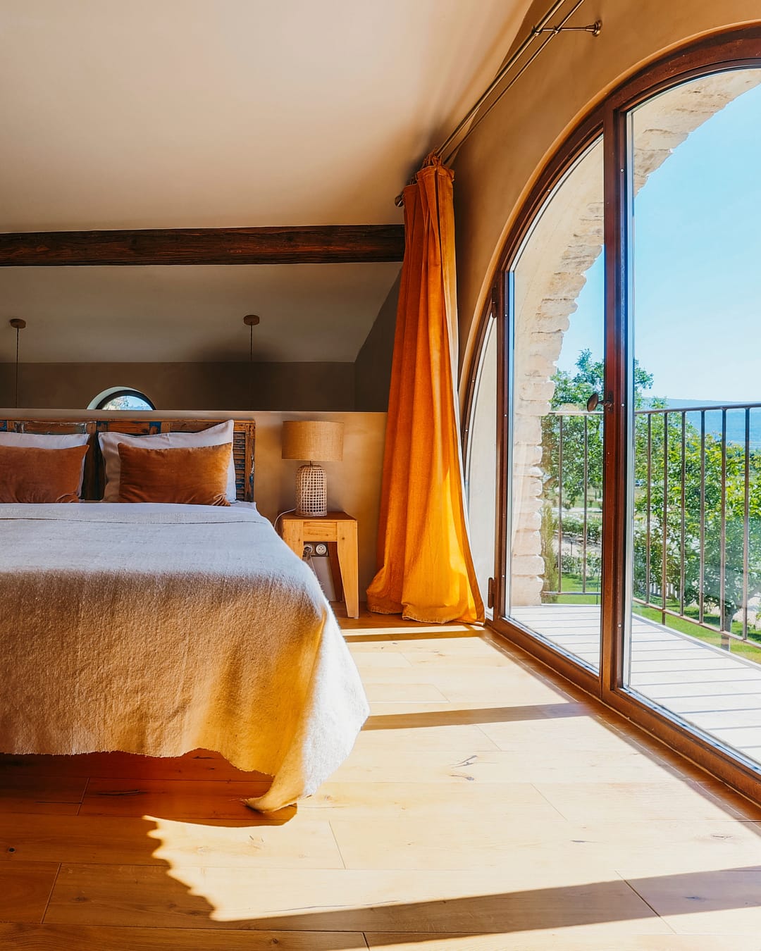 Maison privative Les Lavandes, hébergement de luxe en location au Domaine d'Égenia, hébergement de luxe en Provence, Luberon