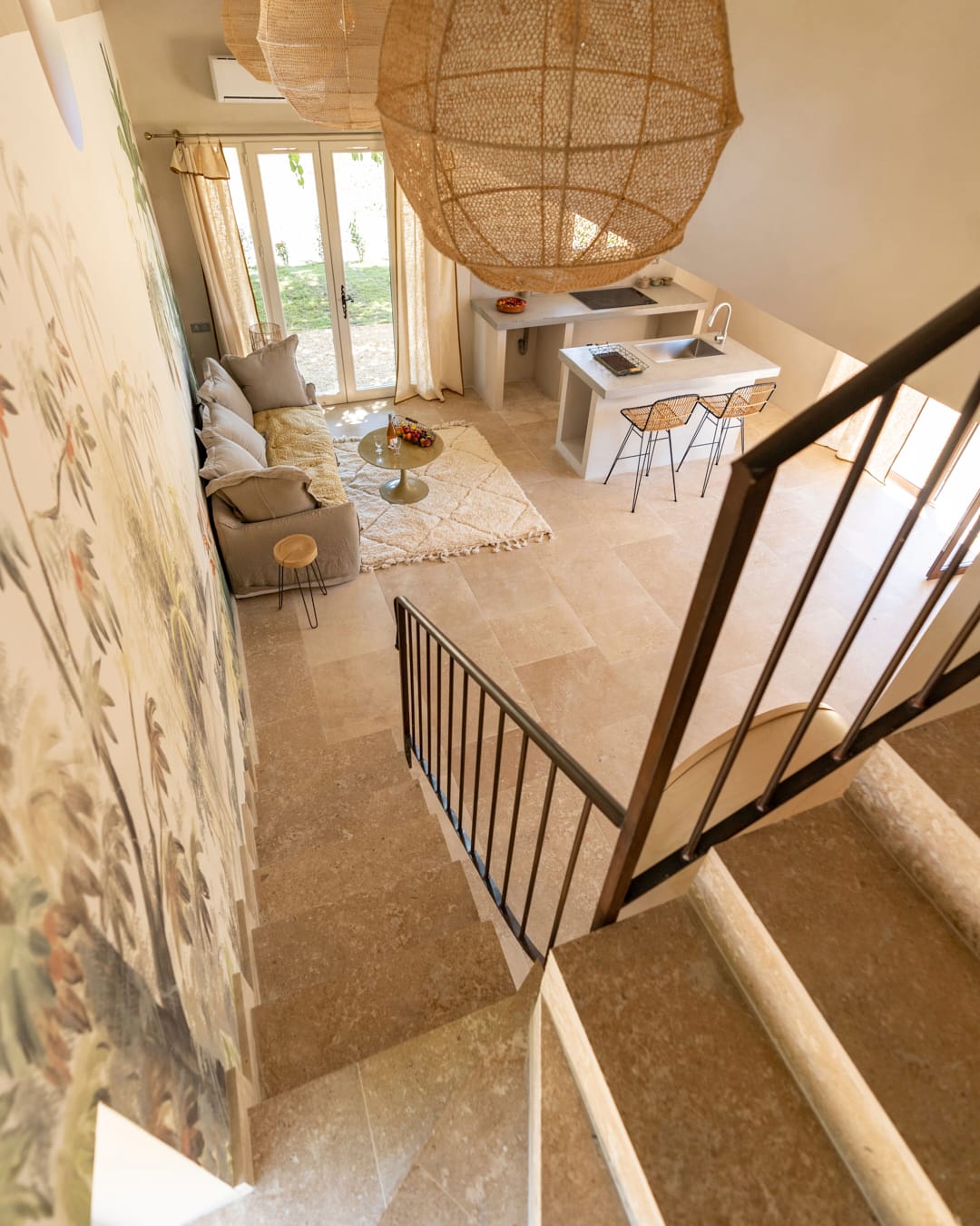 Appartement Mûrier, hébergement de luxe en location au Domaine d'Égenia, hébergement de luxe en Provence, Luberon